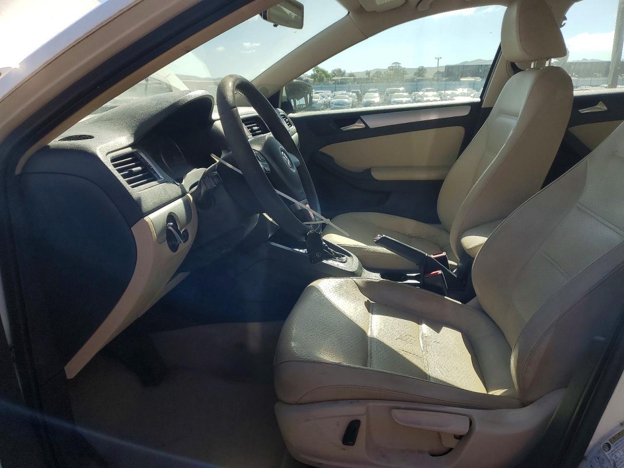 2013 Volkswagen Jetta Se - Image 7