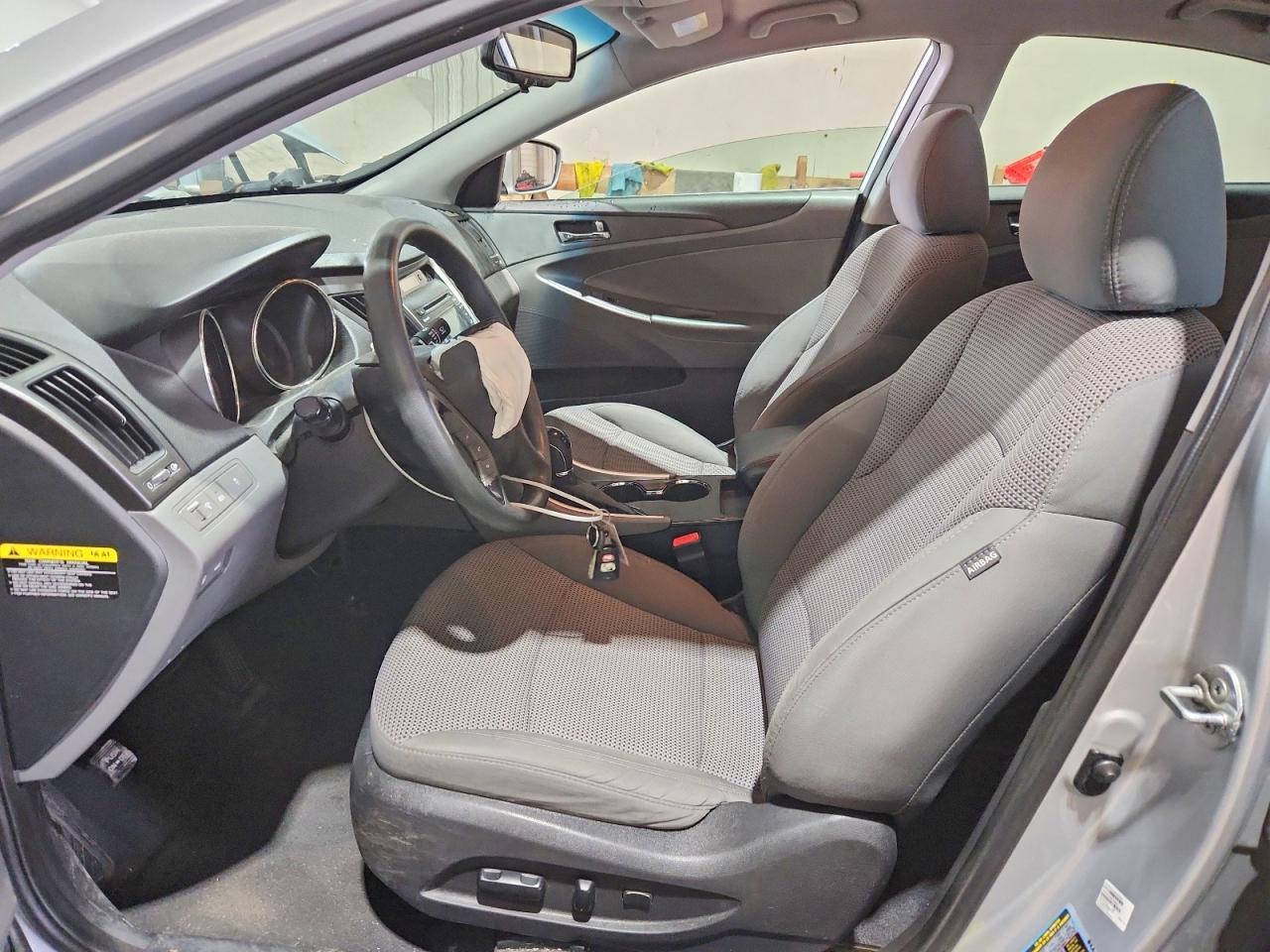 2012 Hyundai Sonata Gls - Image 7