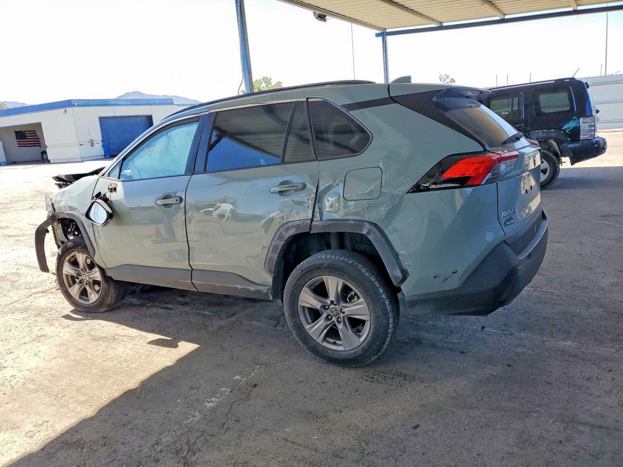 2023 Toyota Rav4 Xle - Фото 2