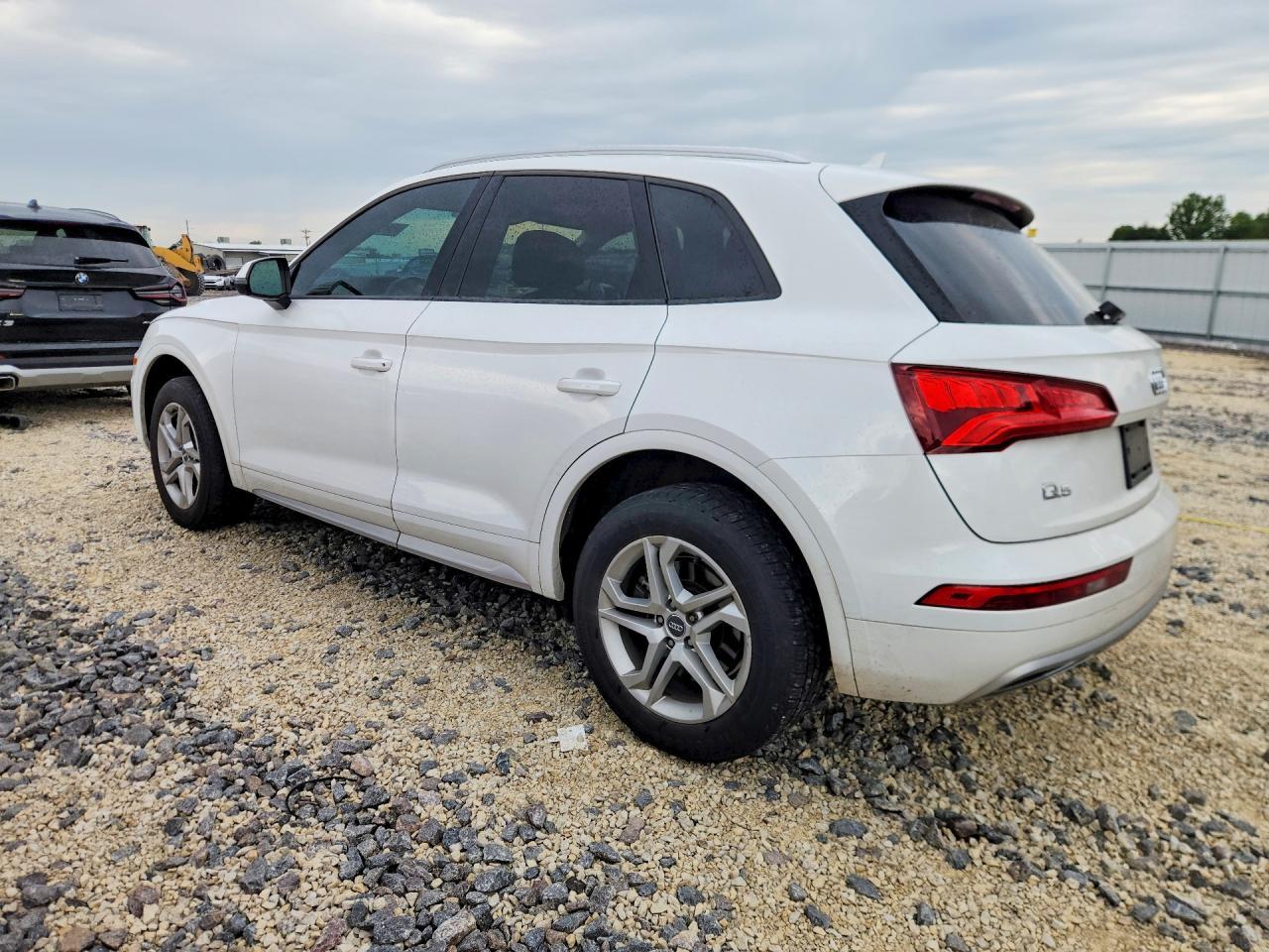 2018 Audi Q5 Premium - Image 2