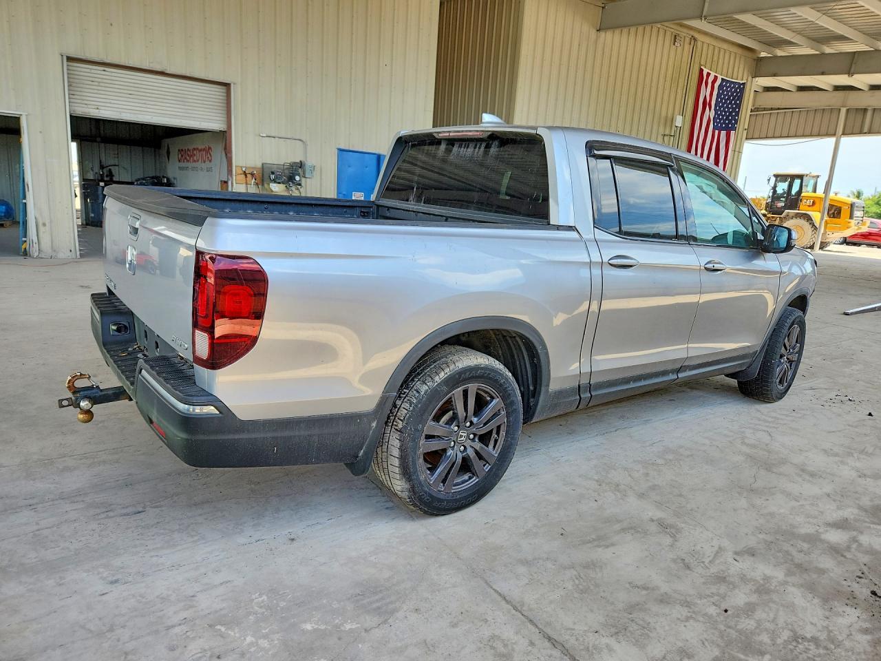 2020 Honda Ridgeline Sport - Фото 3