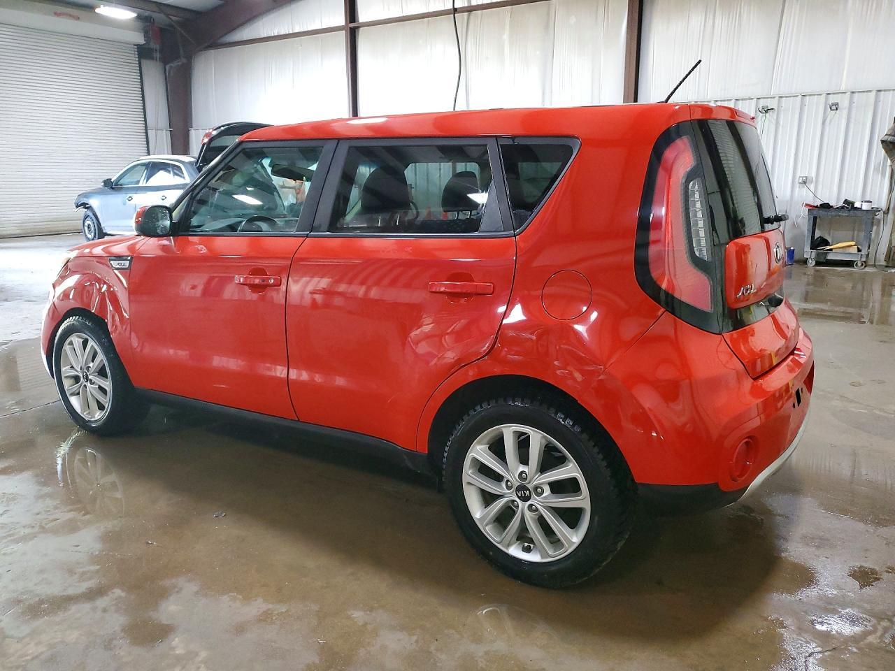 2017 Kia Soul + - Image 2