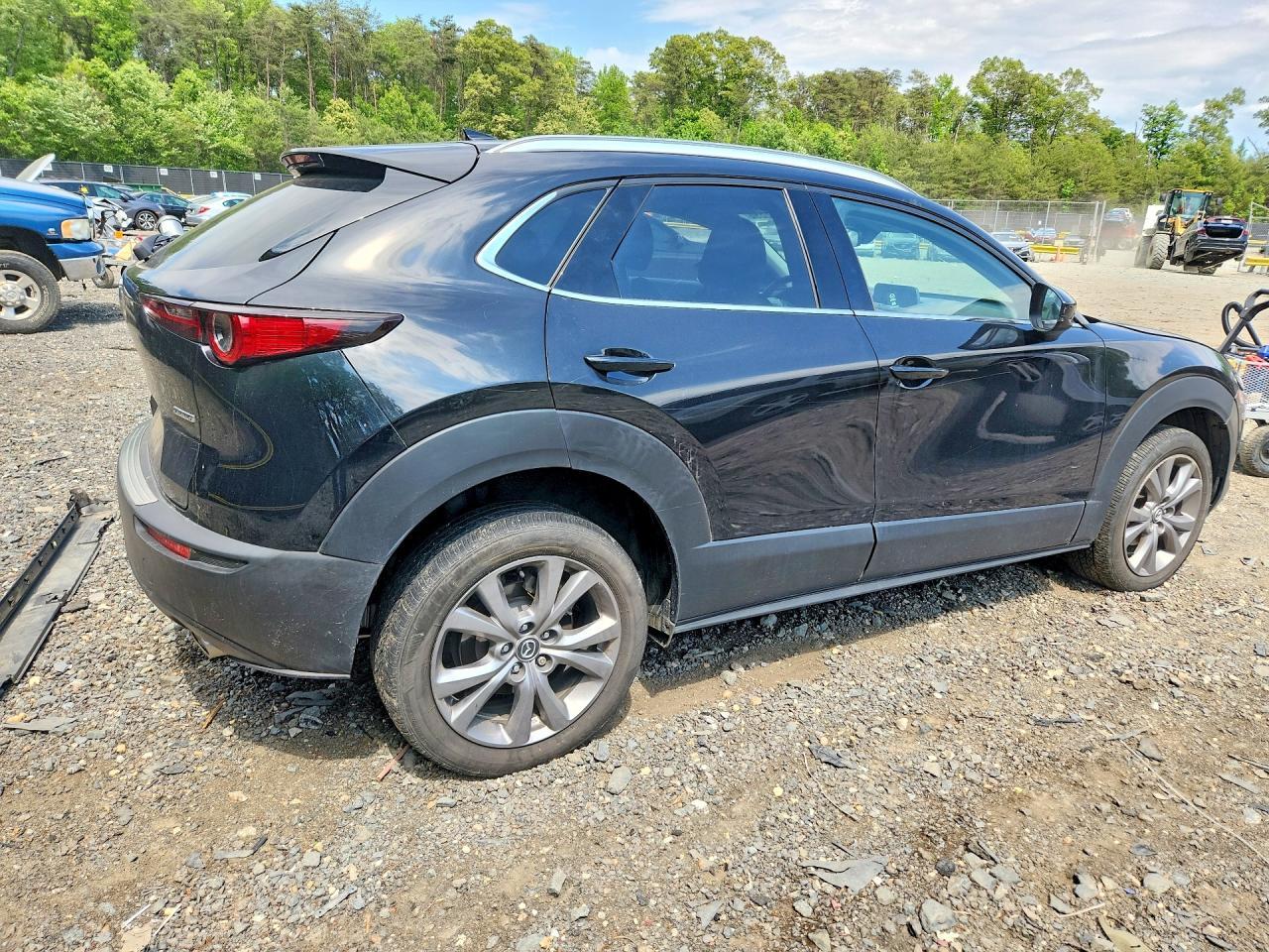 2023 Mazda Cx-30 Premium - Image 3