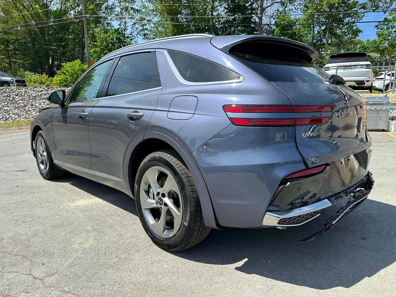 2026 Genesis Gv70 2.5T Standard - Image 2