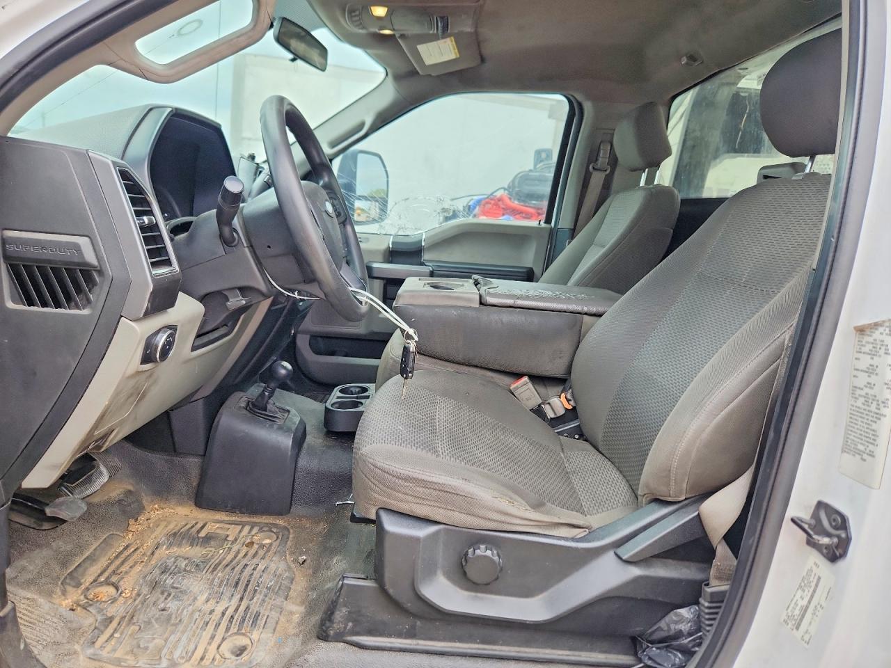 2019 Ford F550 Super Duty - Image 7