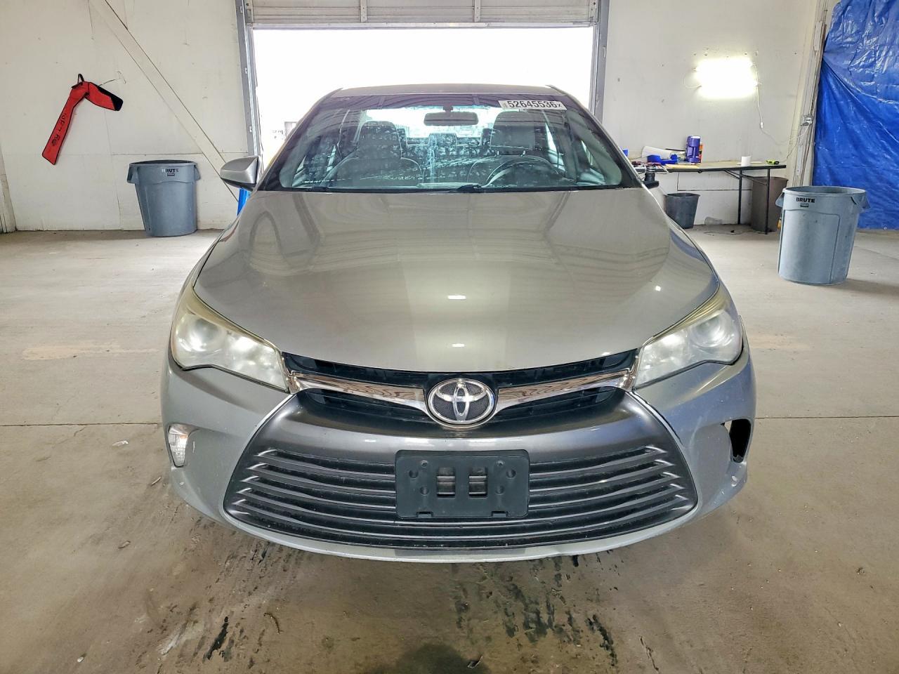 2017 Toyota Camry Le - Фото 5