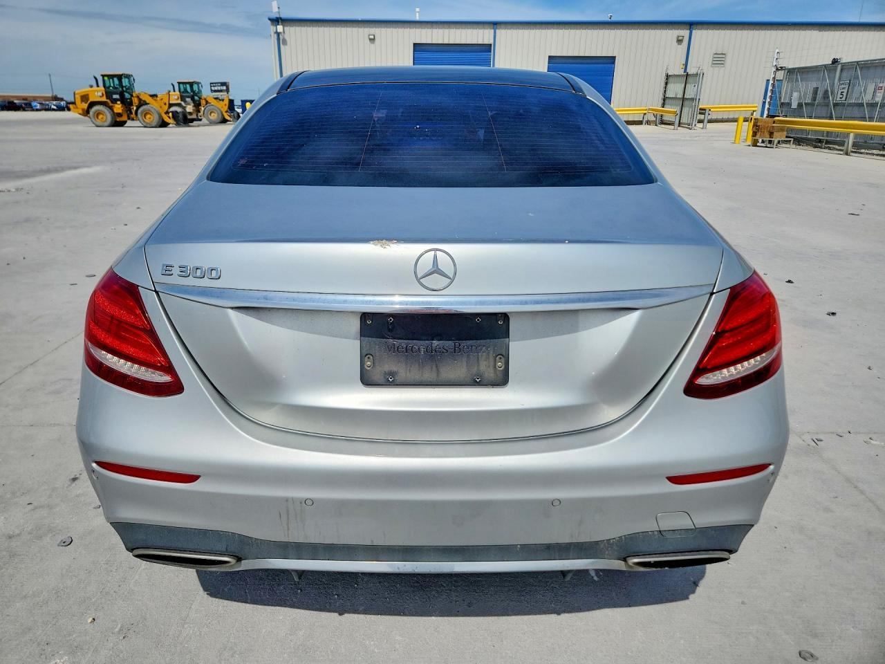 2017 Mercedes-Benz E 300 - Image 6