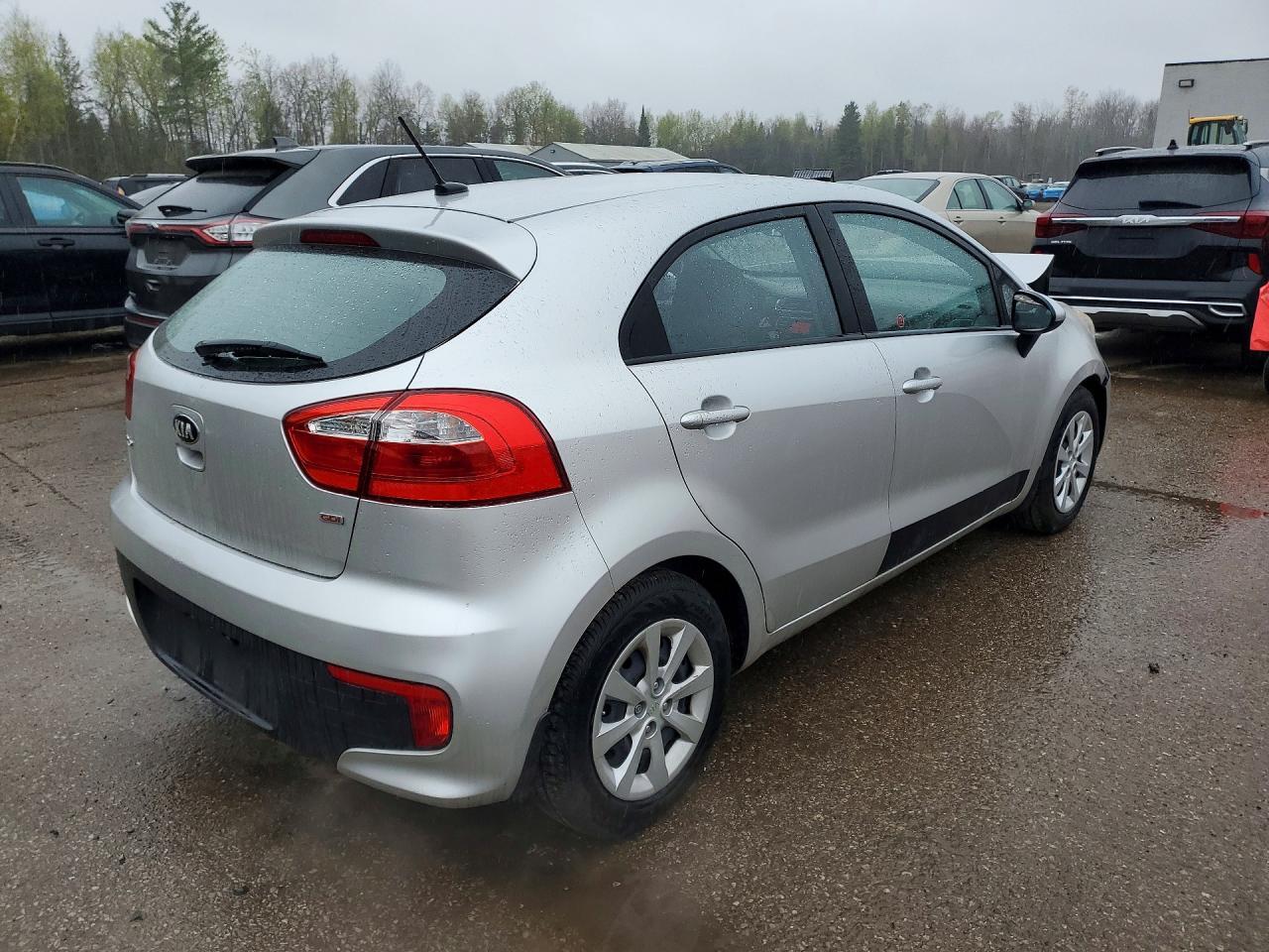 2017 Kia Rio Lx - Фото 3