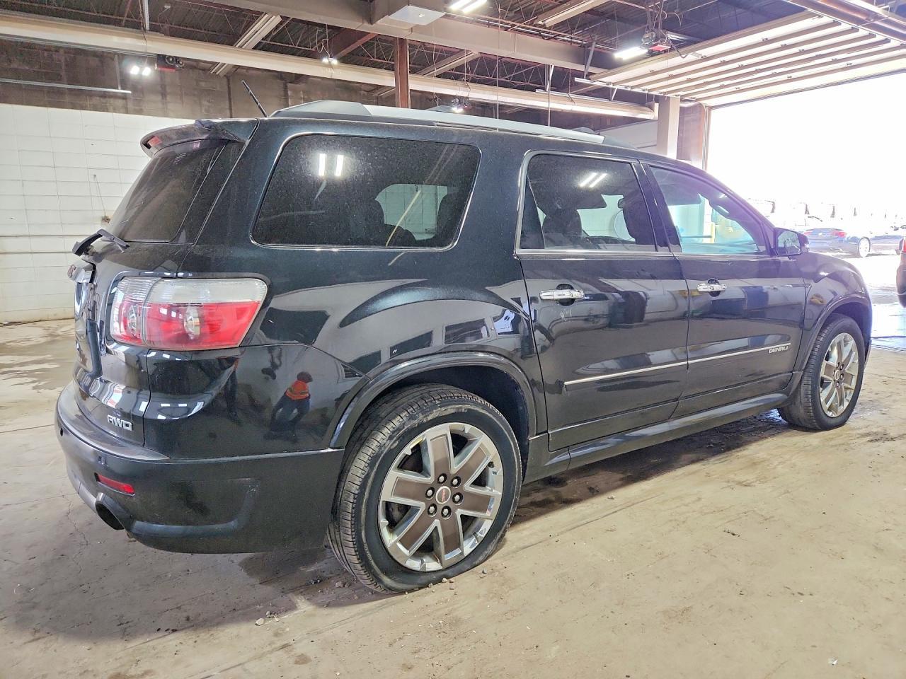 2012 GMC Acadia Denali - Фото 3