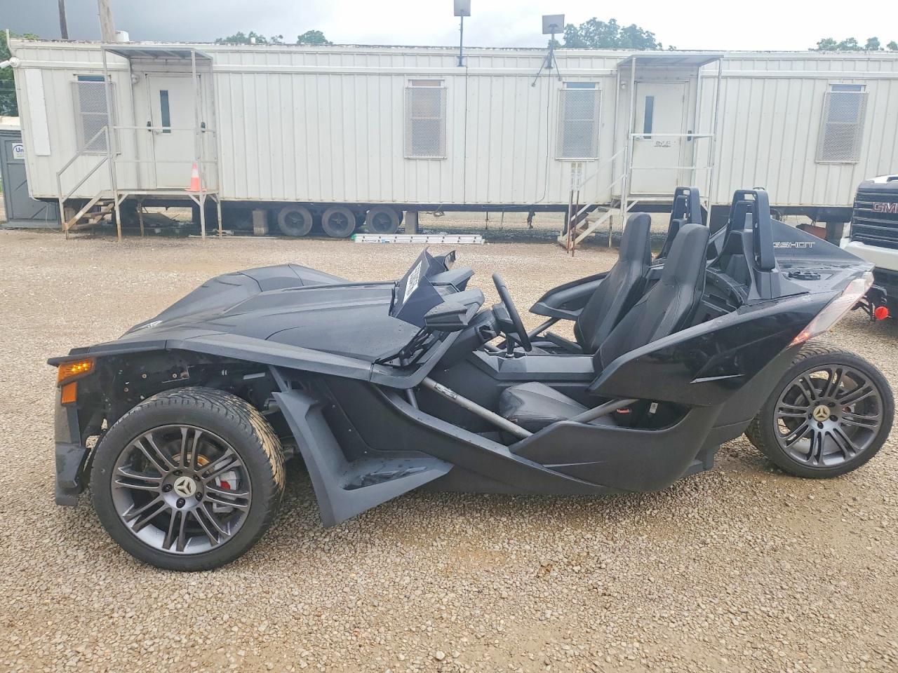 2017 Polaris Slingshot - Фото 3