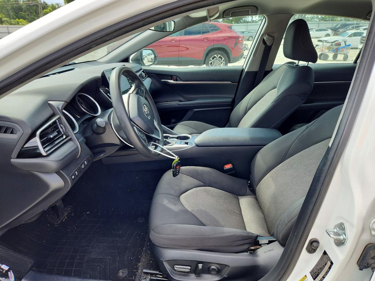 2022 Toyota Camry Le - Image 7