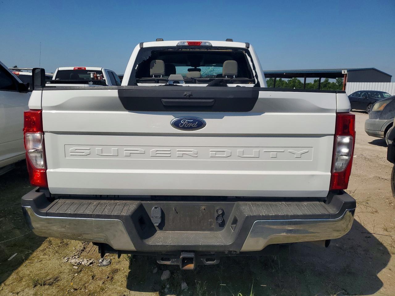 2021 Ford F250 Super Duty - Фото 6