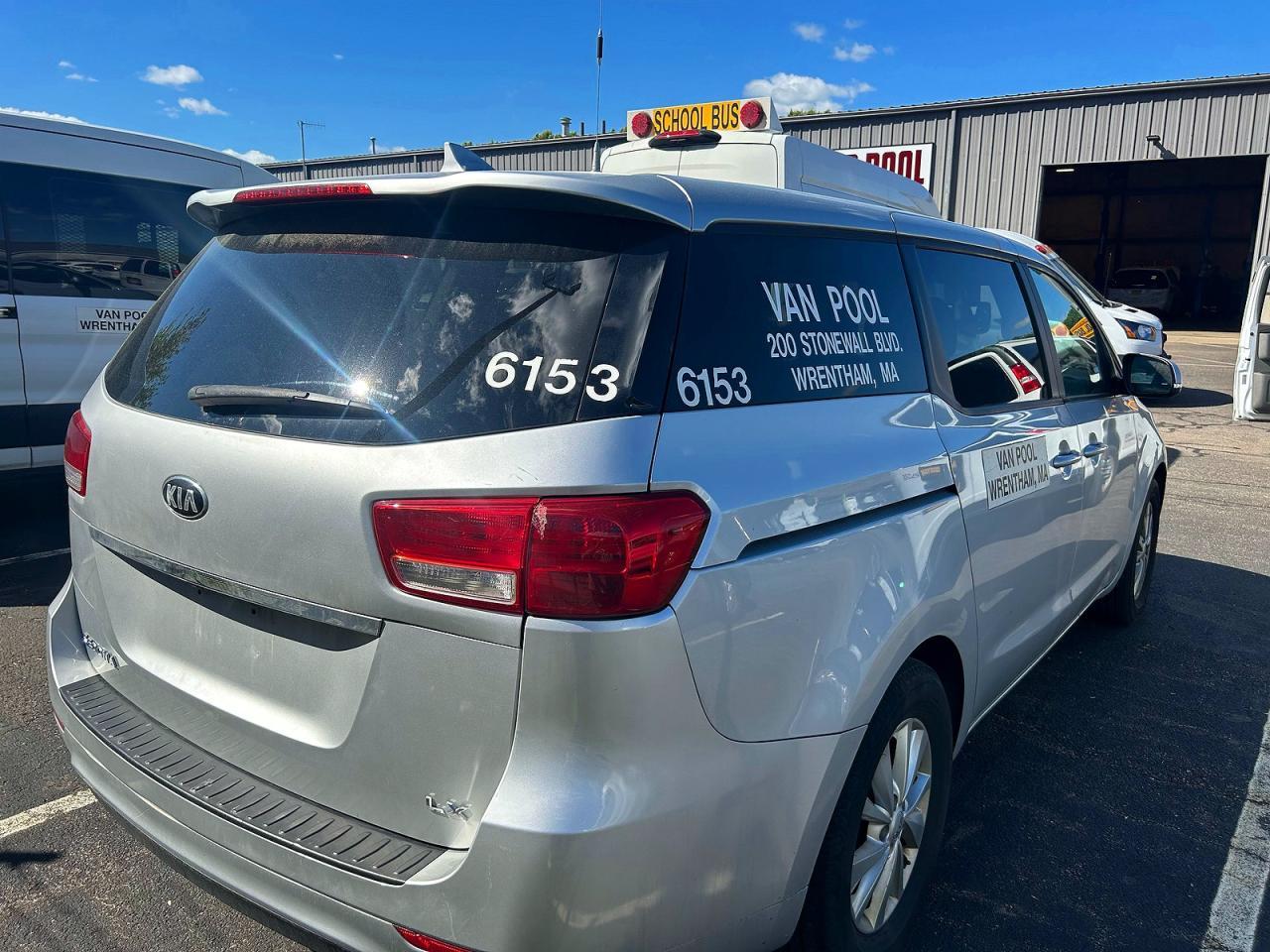 2018 Kia Sedona Lx - Фото 4