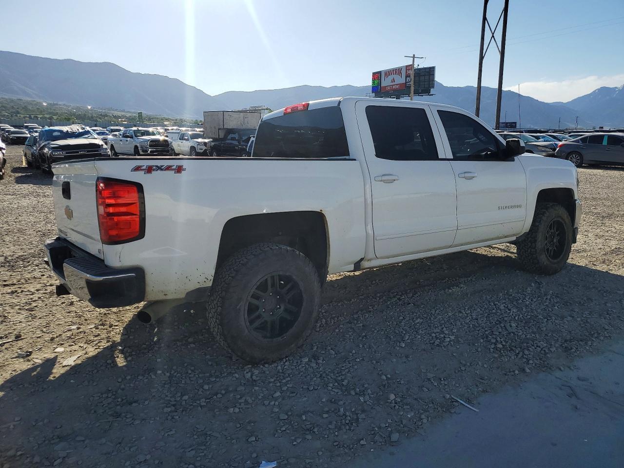 2017 Chevrolet Silverado K1500 Lt - Фото 3