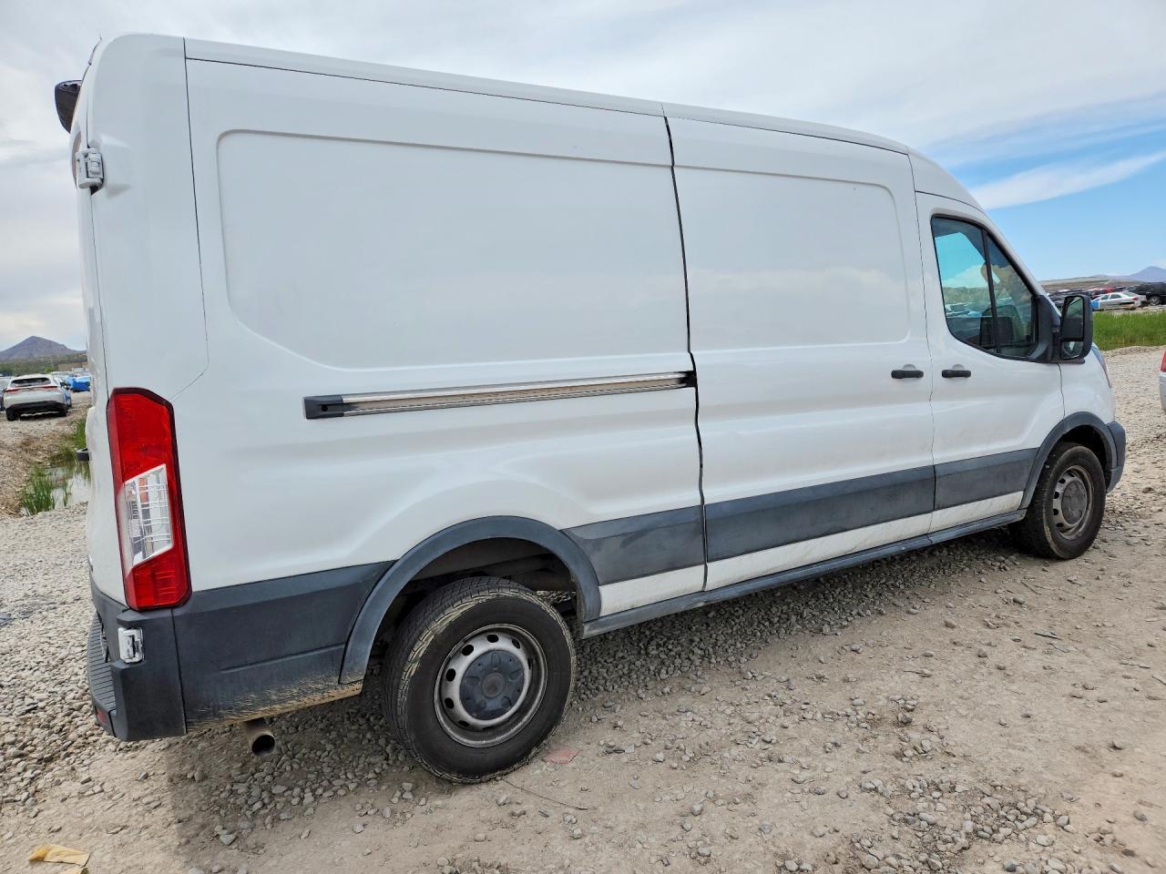 2022 Ford Transit T-250 - Image 3