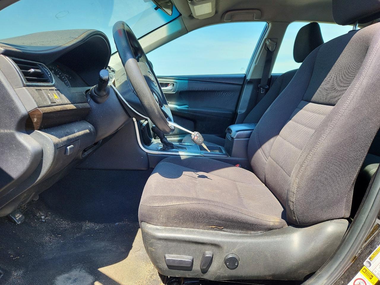 2015 Toyota Camry Le - Image 7