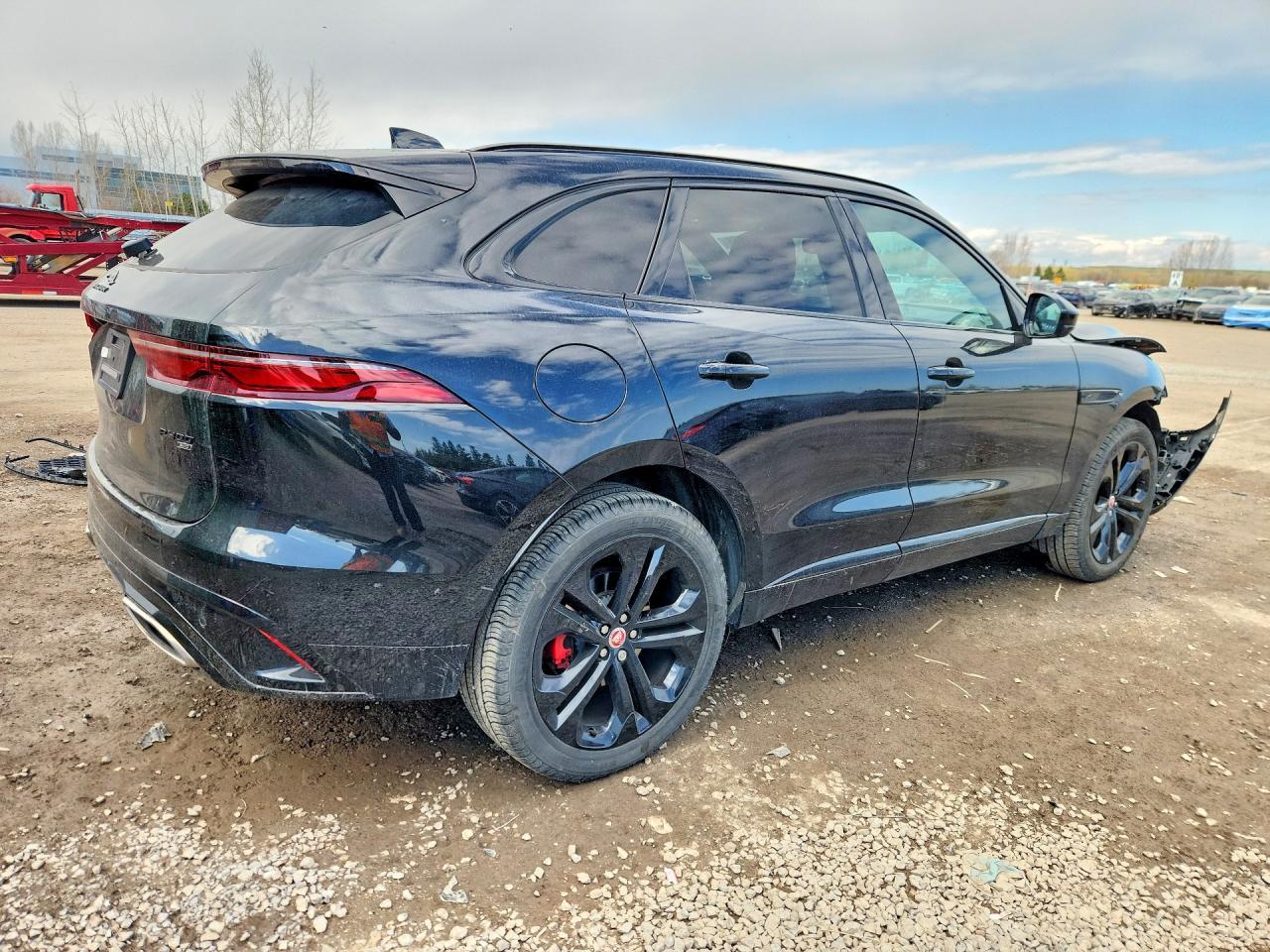 2023 Jaguar F-Pace R-Dynamic S - Image 3