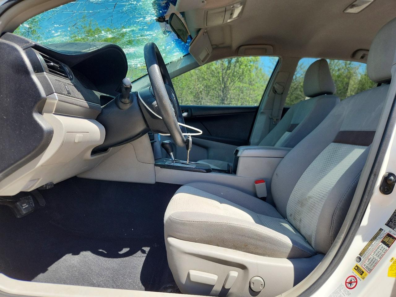 2012 Toyota Camry Le - Фото 7