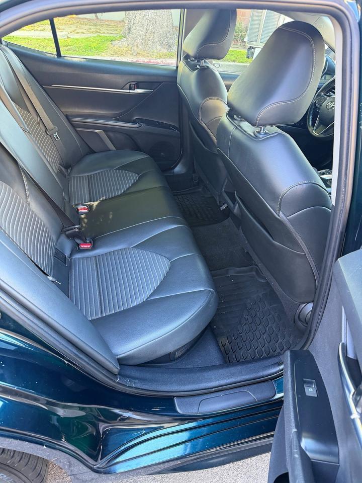 2020 Toyota Camry Hybrid Se - Фото 6