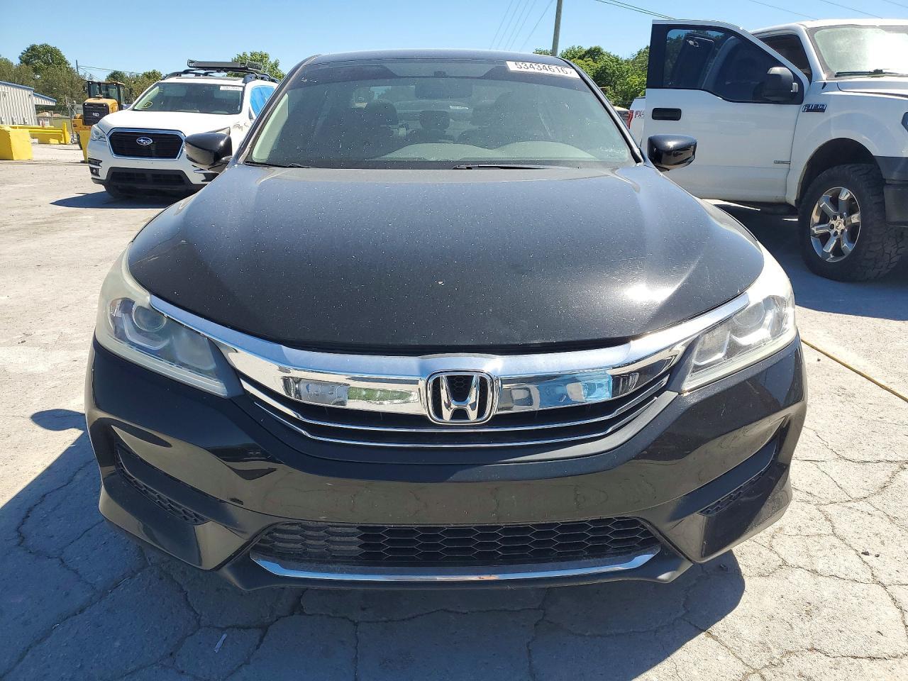 2017 Honda Accord Lx - Фото 5