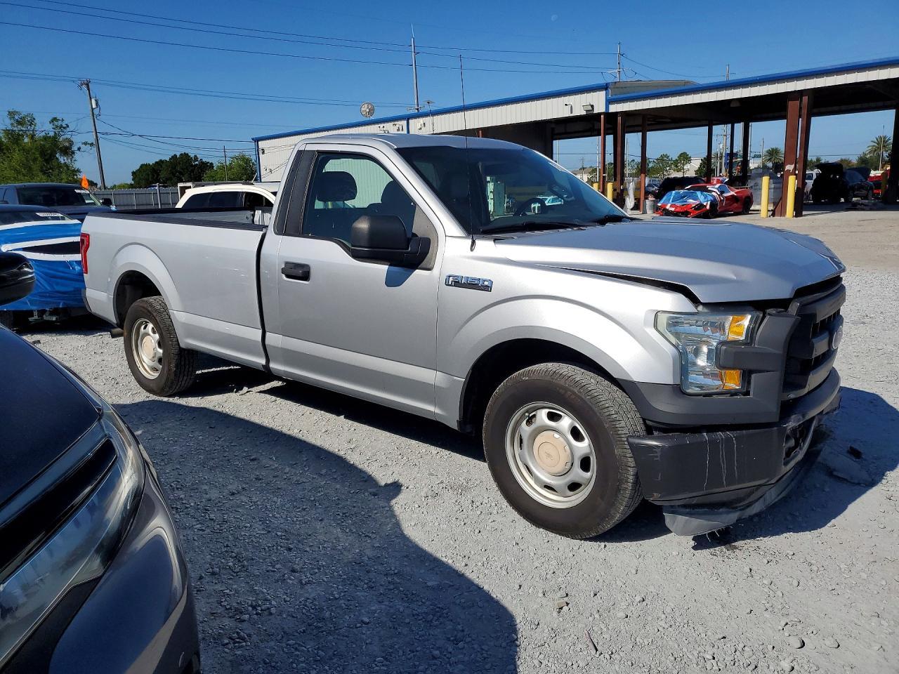 2015 Ford F150 - Image 4
