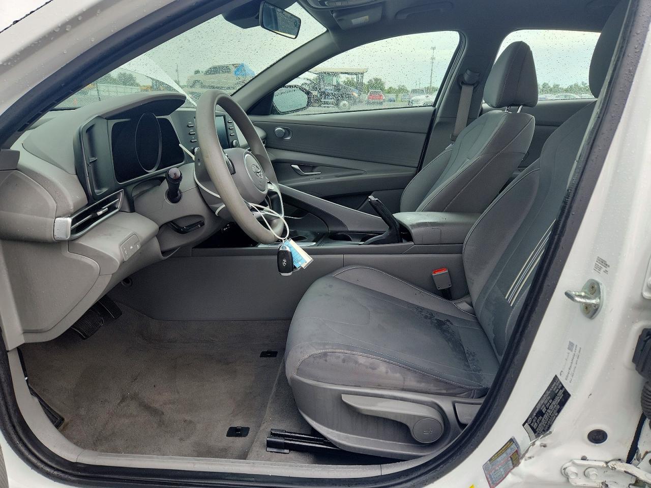 2022 Hyundai Elantra Sel - Image 7