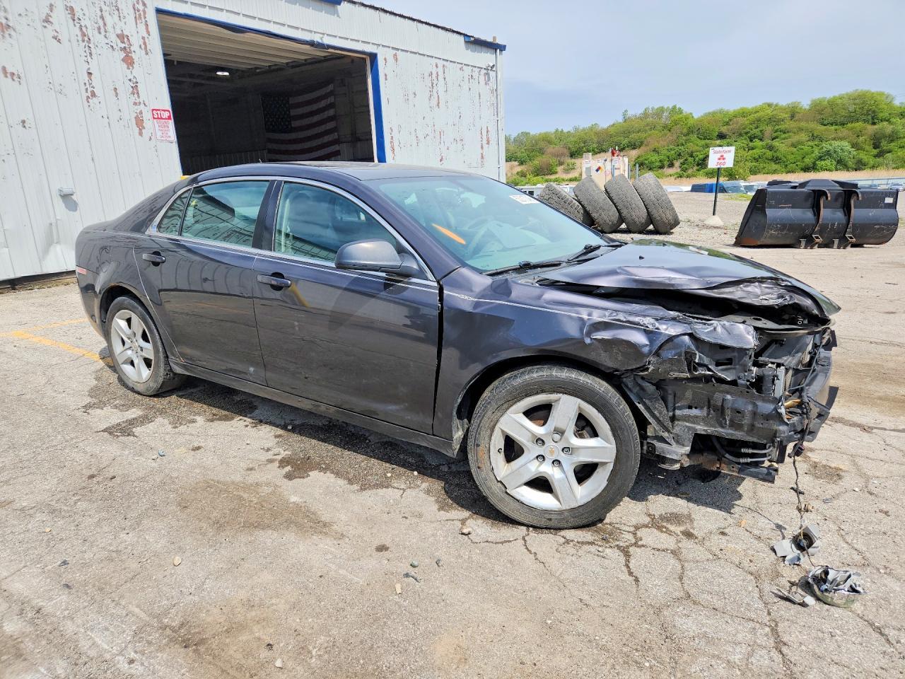 2011 Chevrolet Malibu Ls - Фото 4