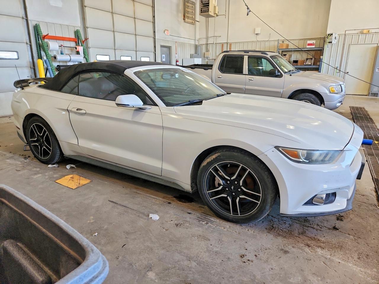 2016 Ford Mustang - Фото 4