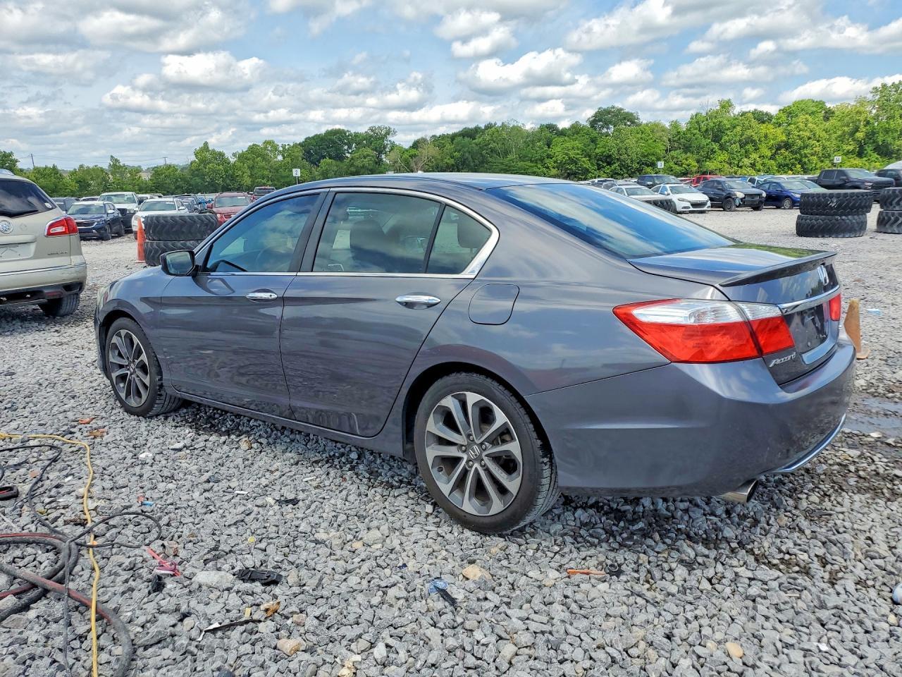 2015 Honda Accord Sport - Фото 2