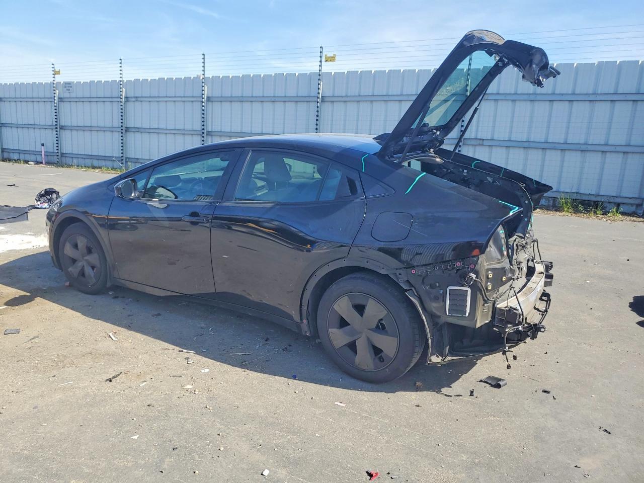2024 Toyota Prius Le - Фото 2