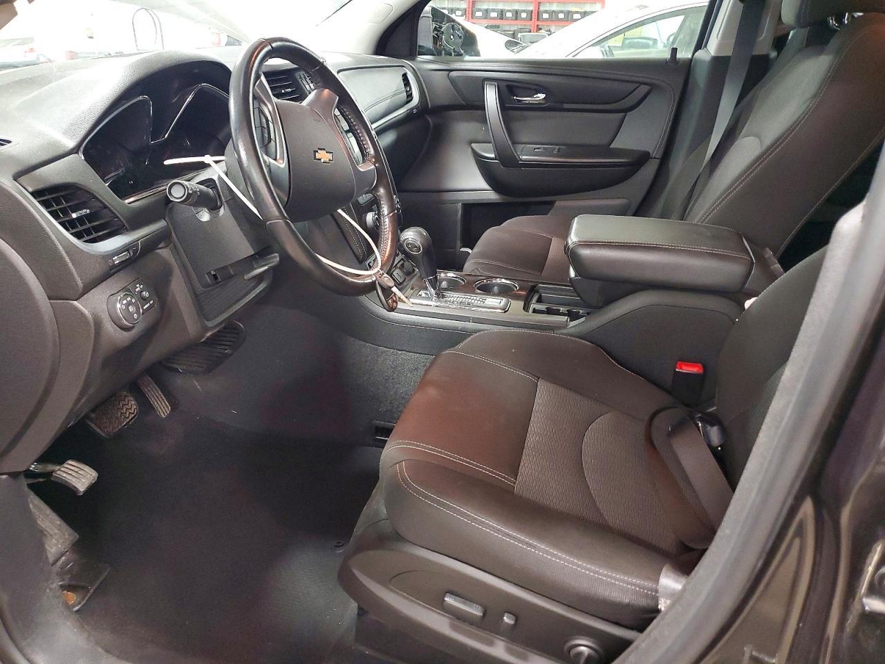 2017 Chevrolet Traverse Lt - Фото 7