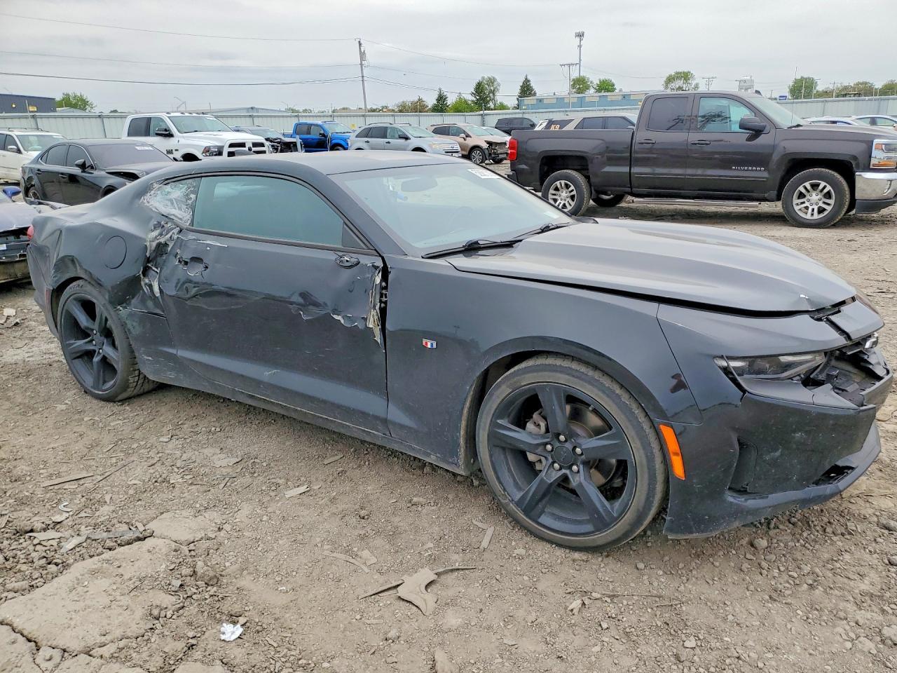 2021 Chevrolet Camaro Ls - Фото 4