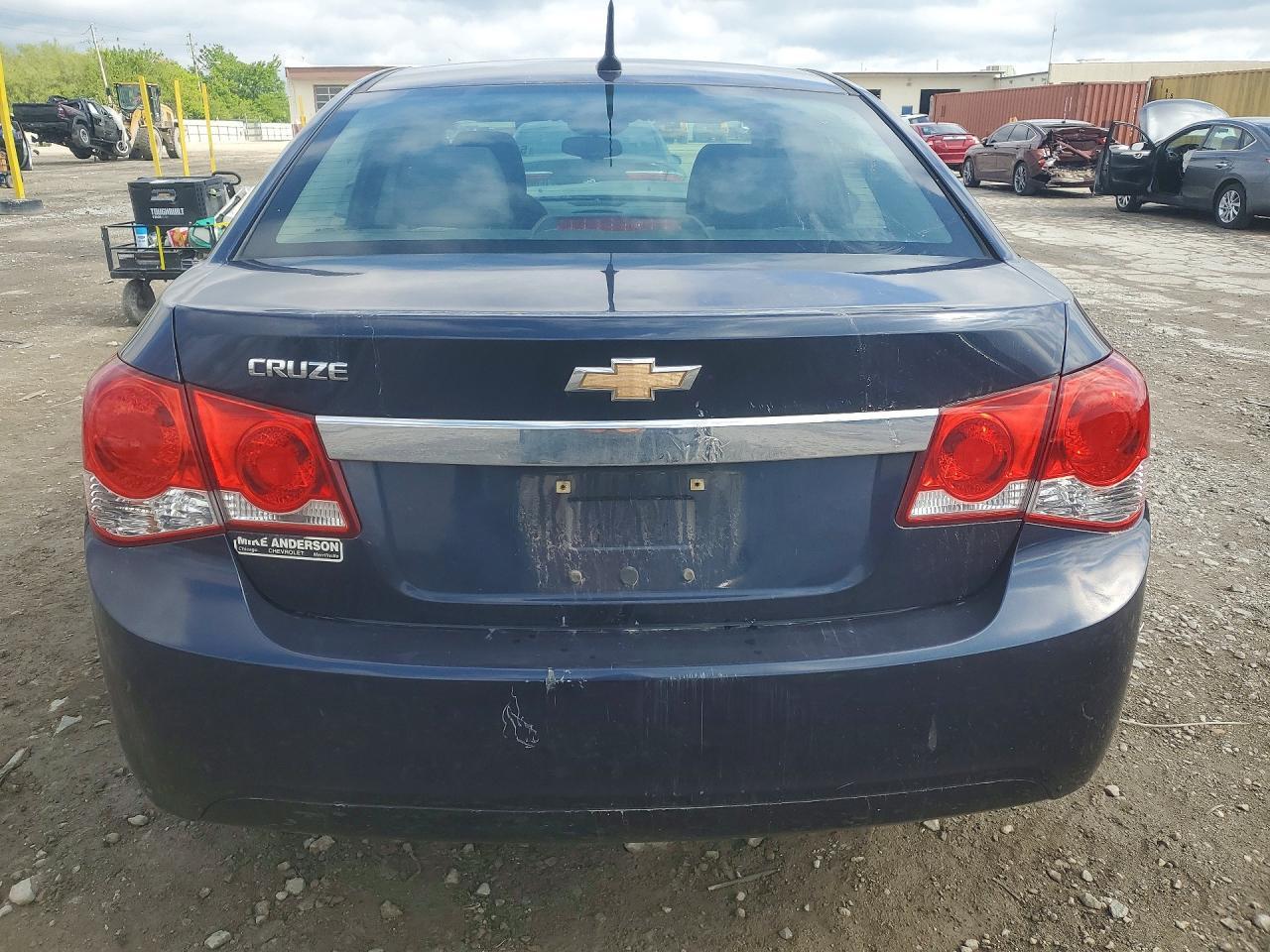 2014 Chevrolet Cruze - Image 6