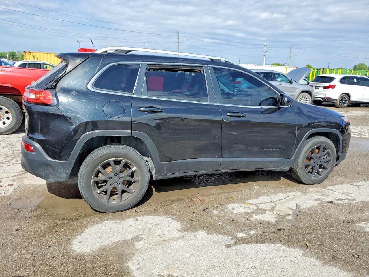 2015 Jeep Cherokee Latitude - Image 3