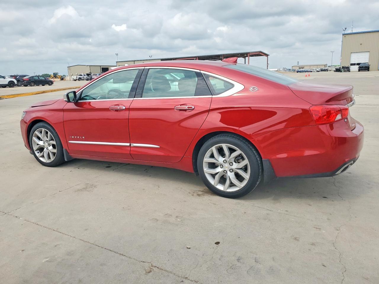 2015 Chevrolet Impala Ltz - Image 2
