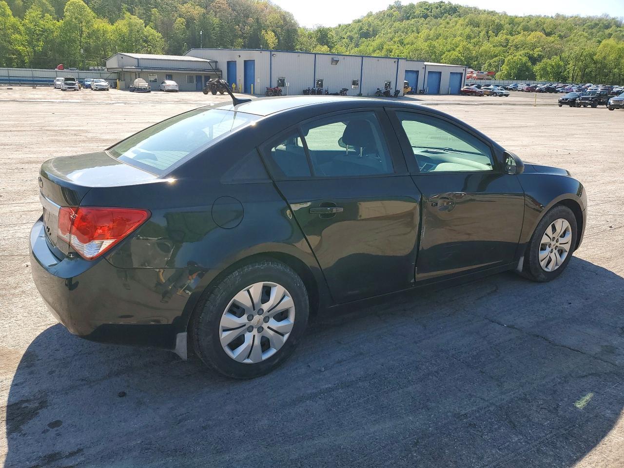 2013 Chevrolet Cruze Ls - Фото 3
