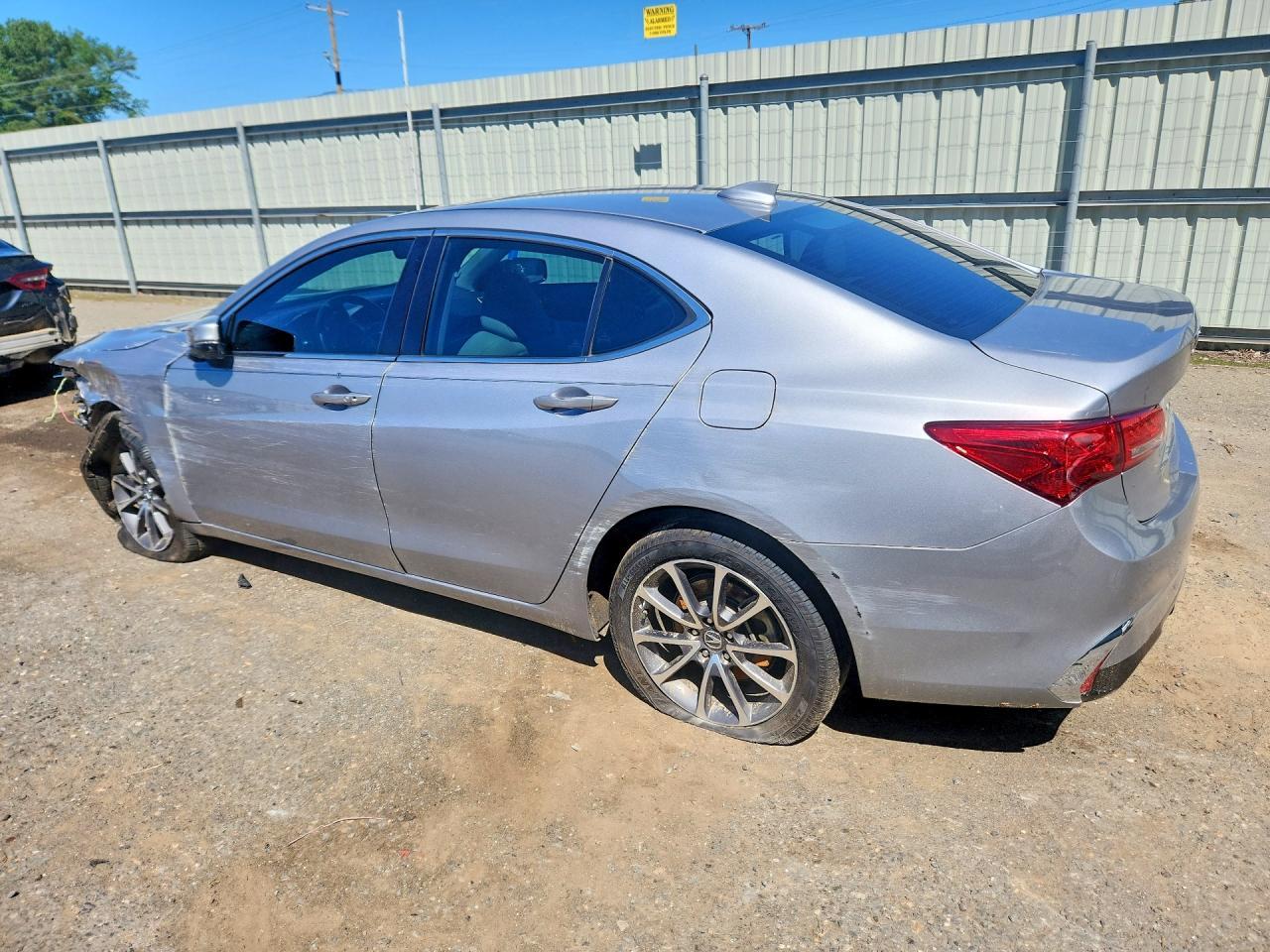 2019 Acura Tlx - Image 2