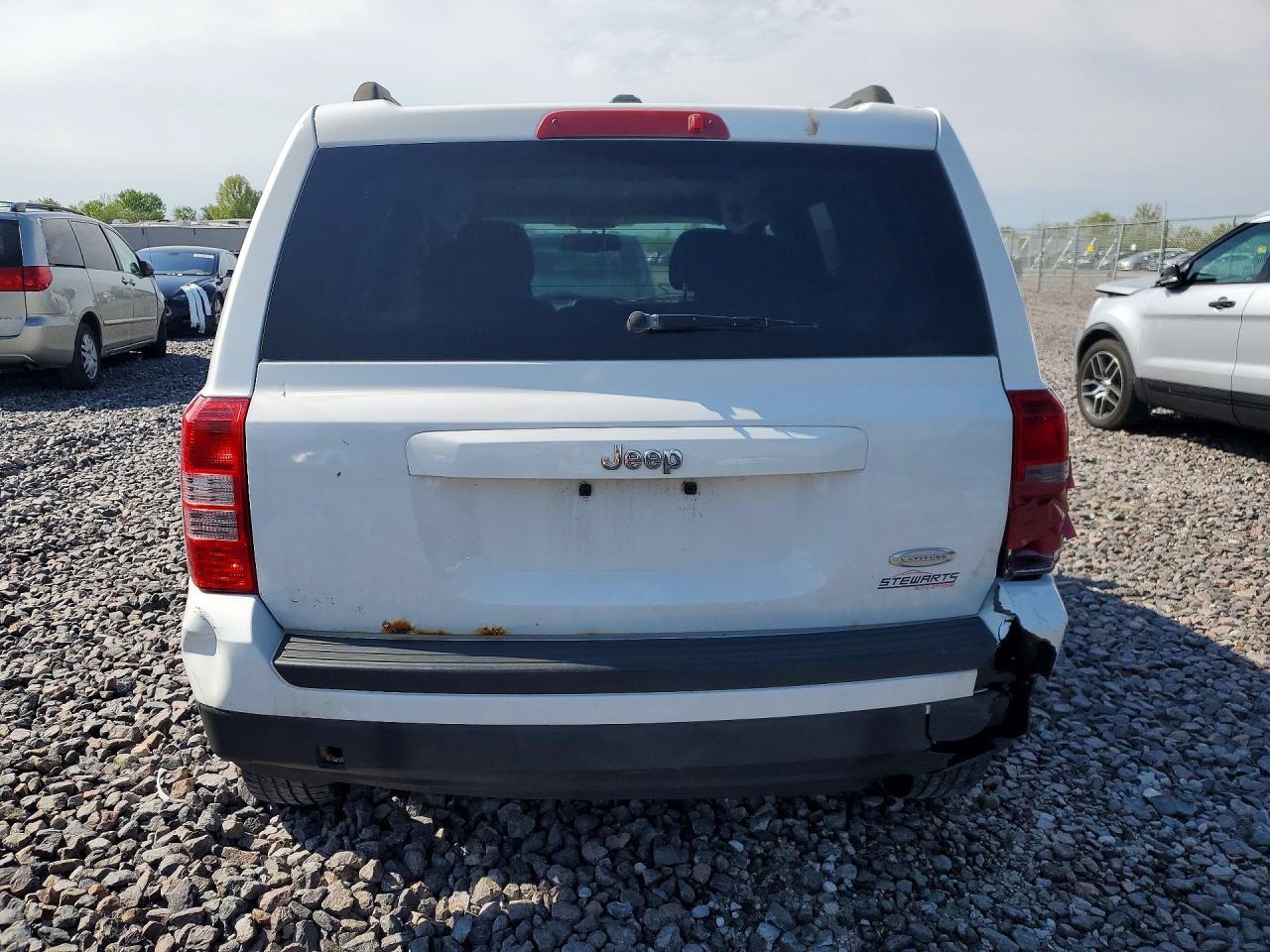 2014 Jeep Patriot Latitude - Image 6
