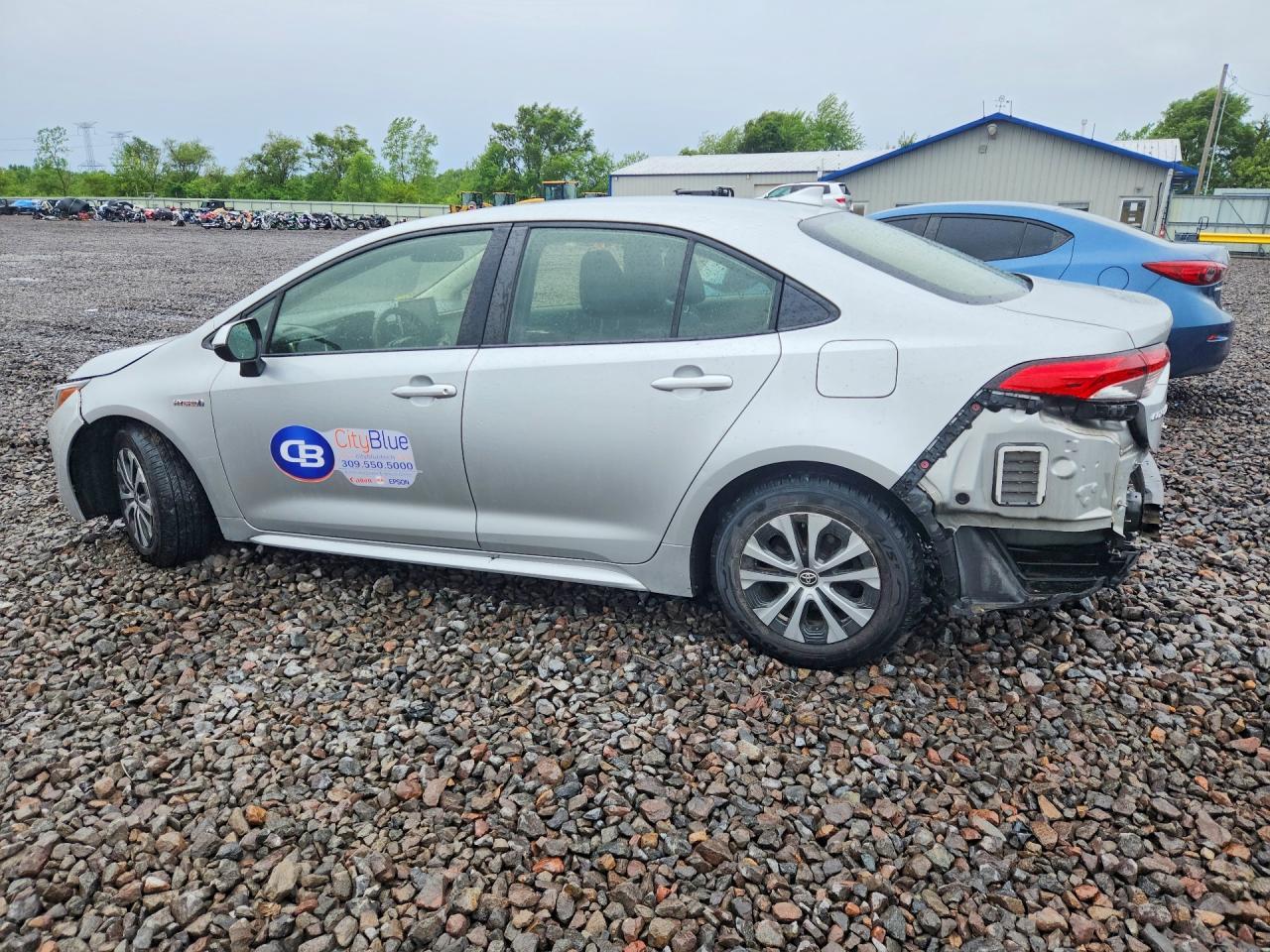 2021 Toyota Corolla Le - Image 2