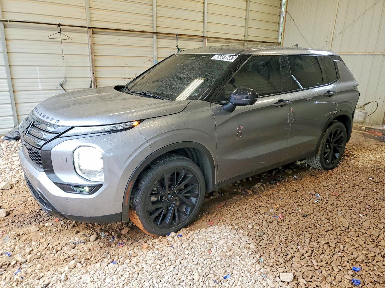 2023 Mitsubishi Outlander Se