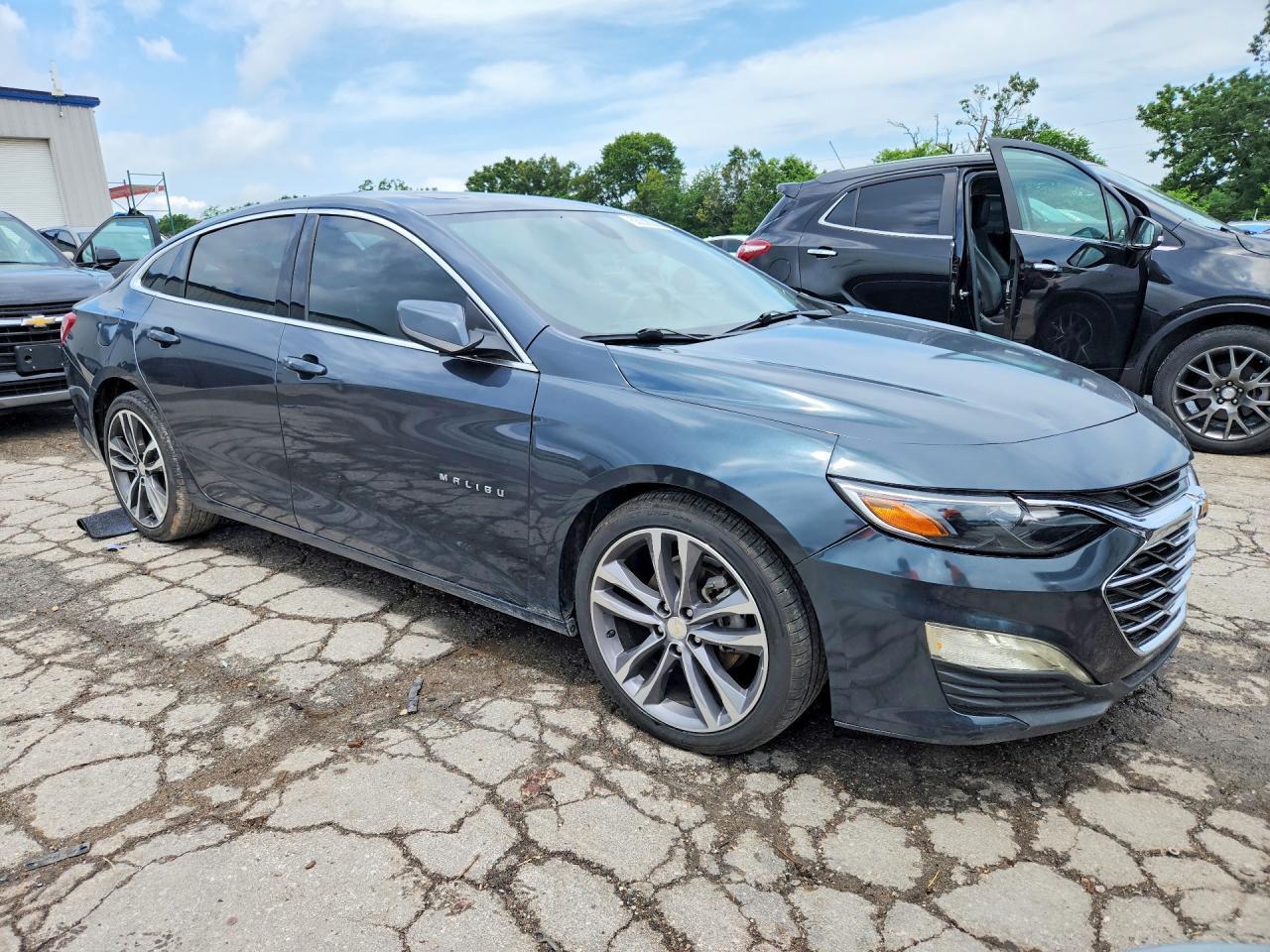 2021 Chevrolet Malibu Lt - Image 4