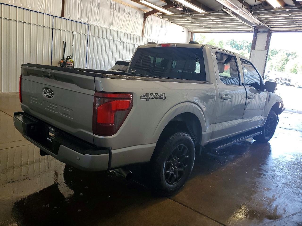2025 Ford F150 Xlt - Фото 3
