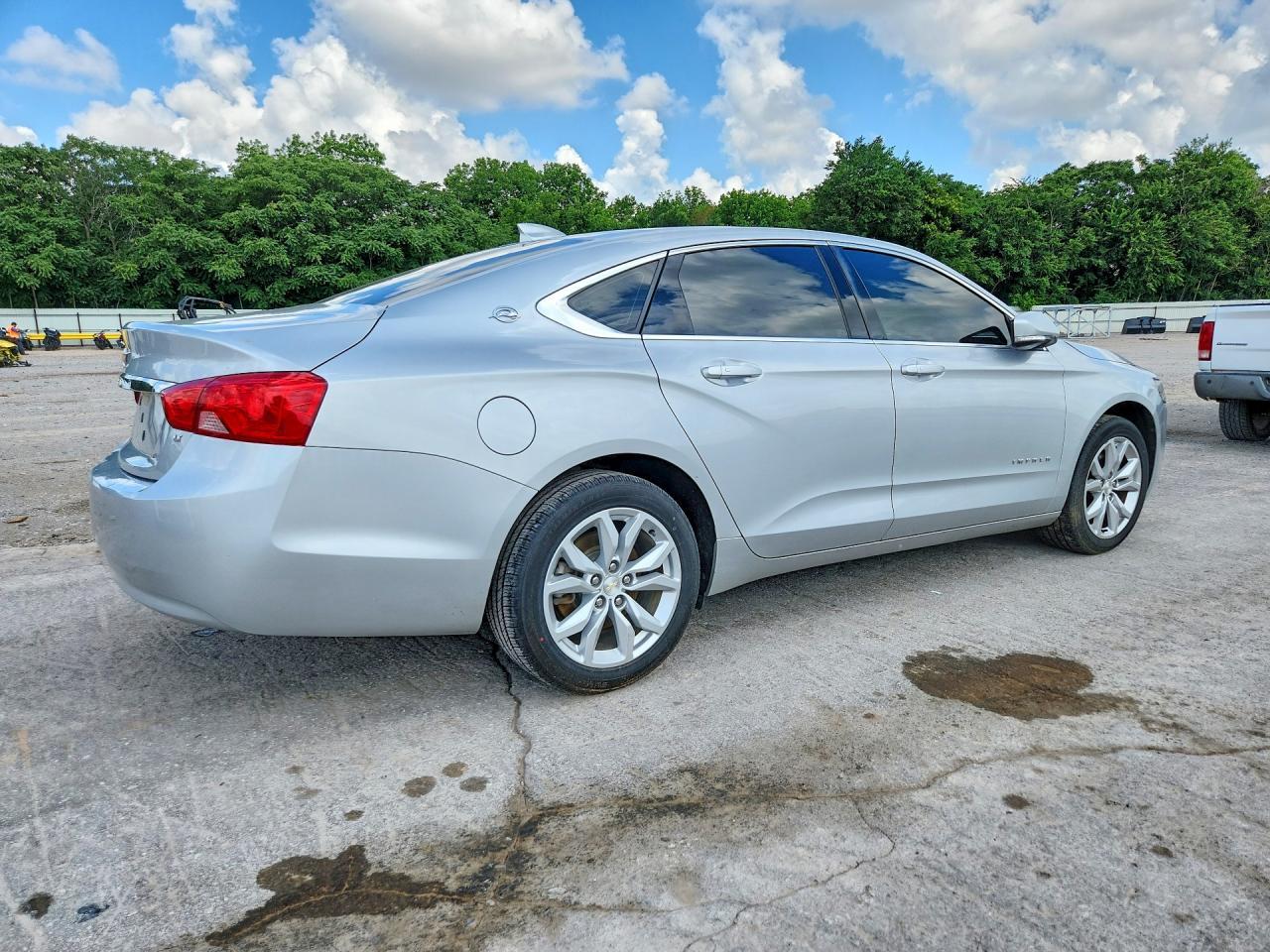 2019 Chevrolet Impala Lt - Фото 3