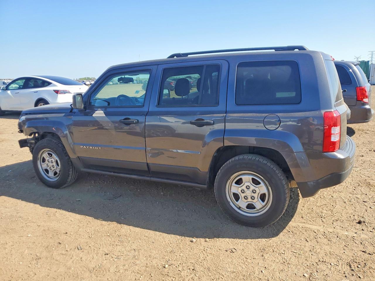 2016 Jeep Patriot Sport - Фото 2