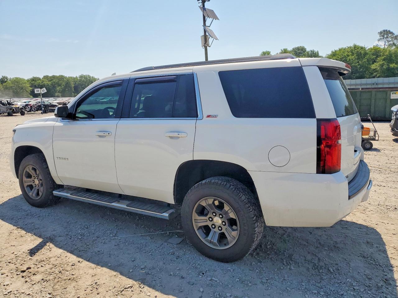 2016 Chevrolet Tahoe C1500 Ls - Фото 2