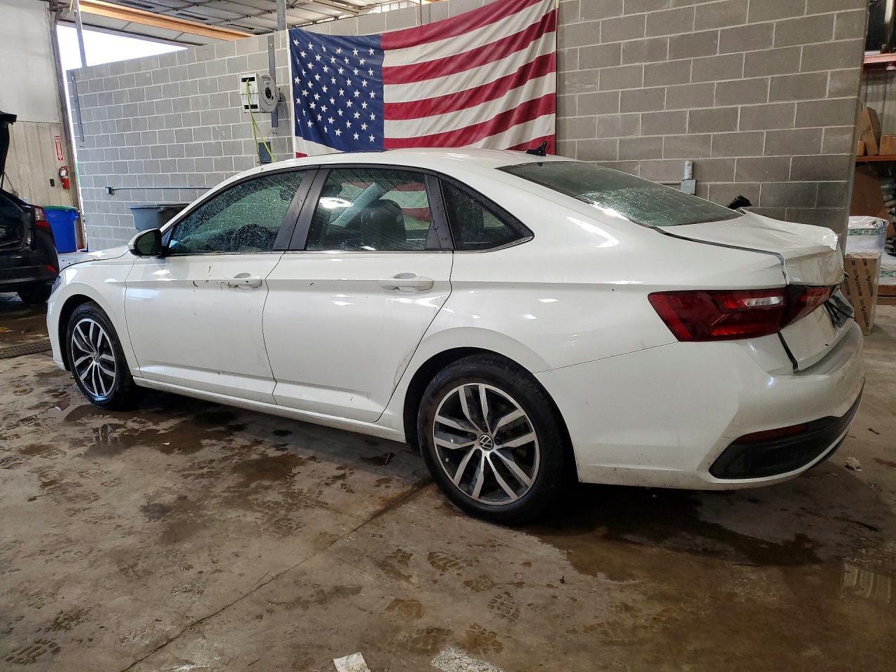 2025 Volkswagen Jetta Se - Image 2