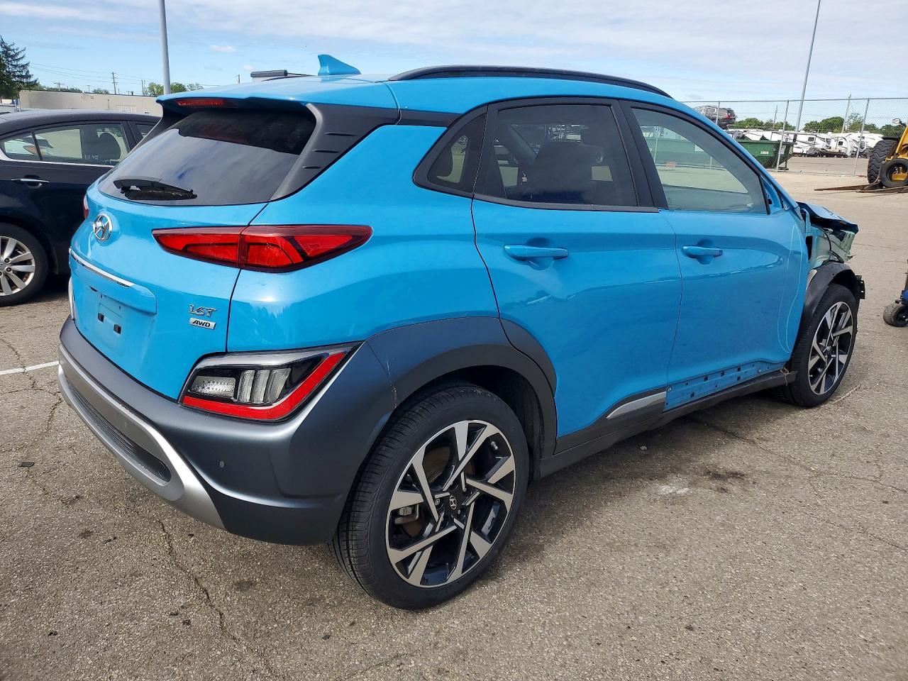 2023 Hyundai Kona Limited - Фото 3