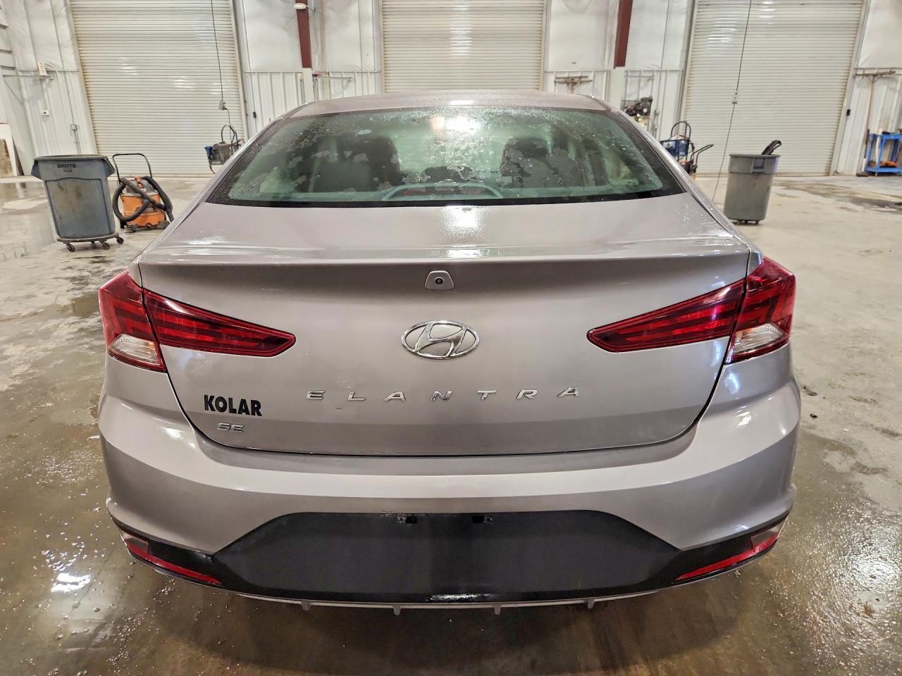 2020 Hyundai Elantra Se - Фото 6