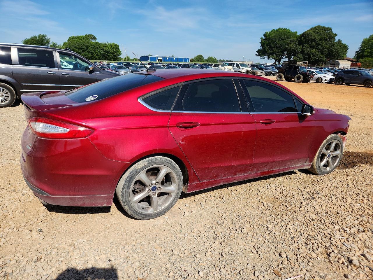 2015 Ford Fusion Se - Фото 3