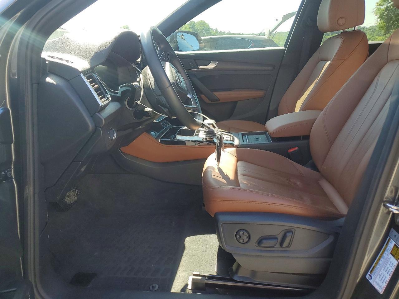 2022 Audi Q5 Premium Plus 45 - Фото 7